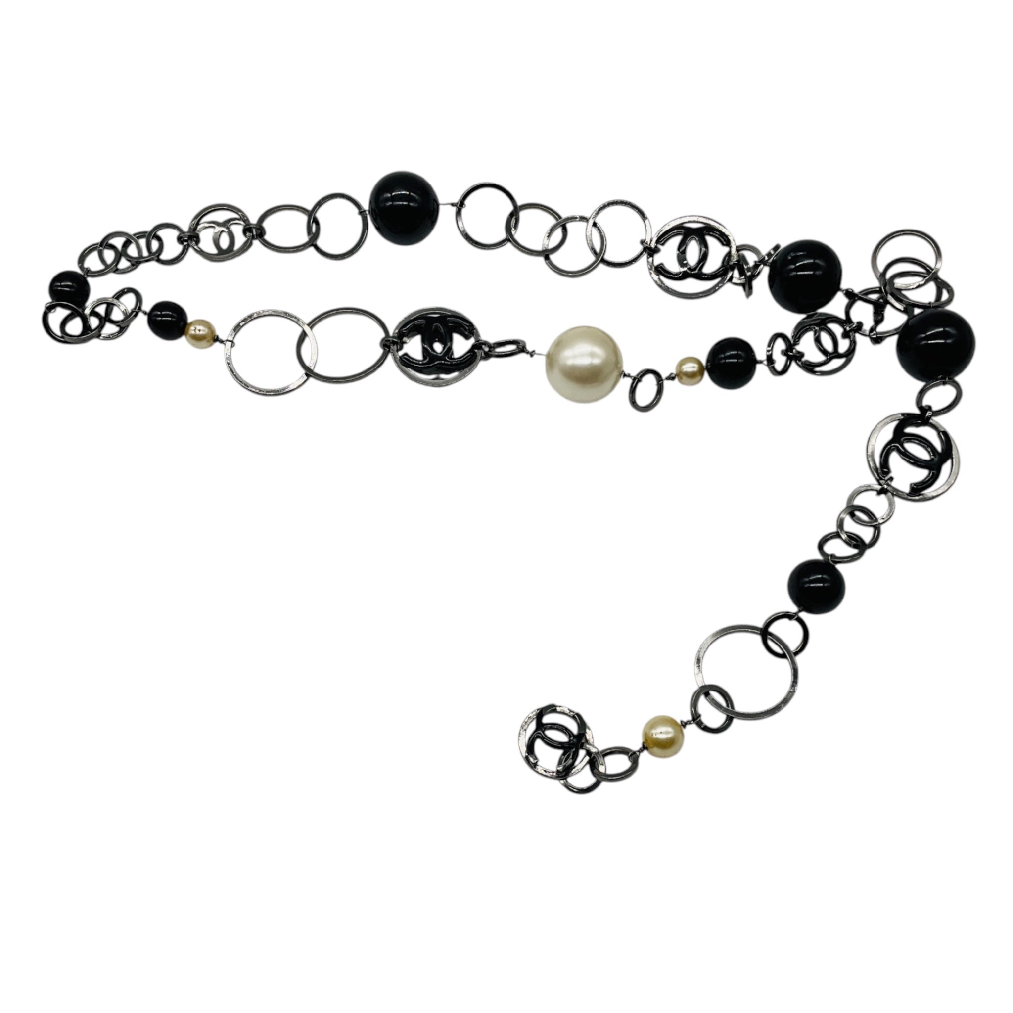 Chanel Gunmetal / Cream / Black 2003 CC Logo Pendant, Imitation Pearl, and Large Bead Ring Chain Belt