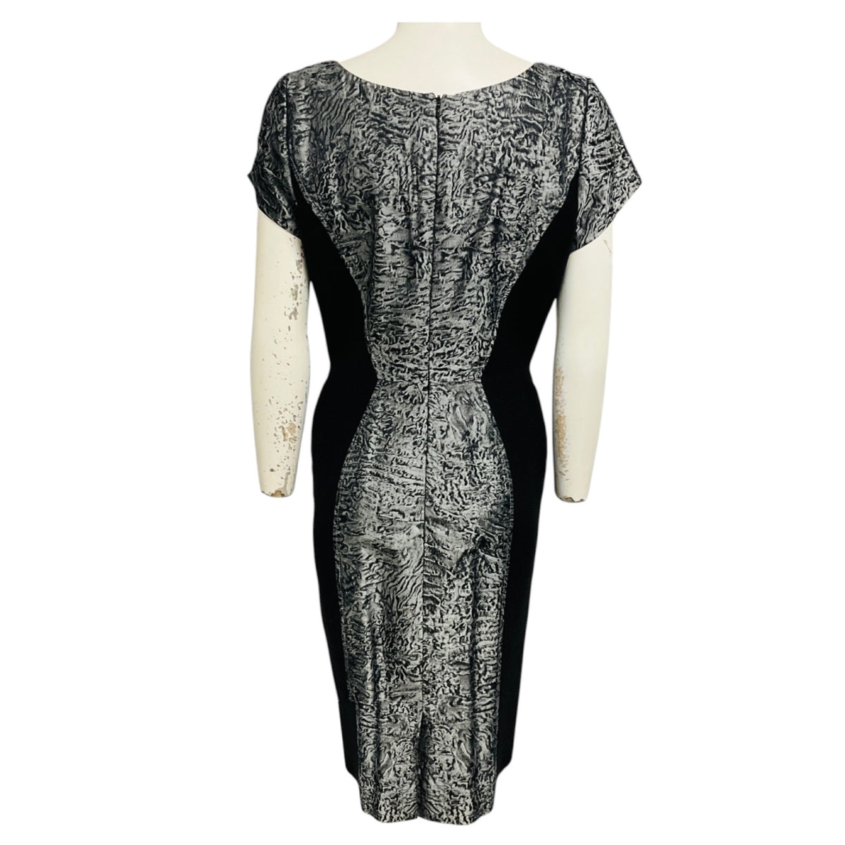 Carolina Herrera Black / Silver Metallic Short Sleeved Silk Jacquard Midi Cocktail Dress