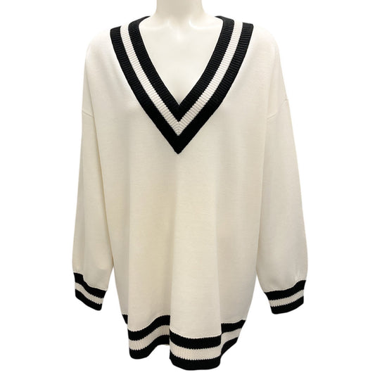 Alice + Olivia Ecru / Black Long Sleeved V-Neck Wool Knit Sweater