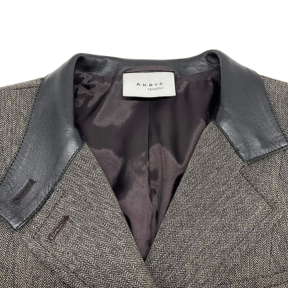 Akris Punto Brown Herringbone Tweed Jacket with Leather Collar