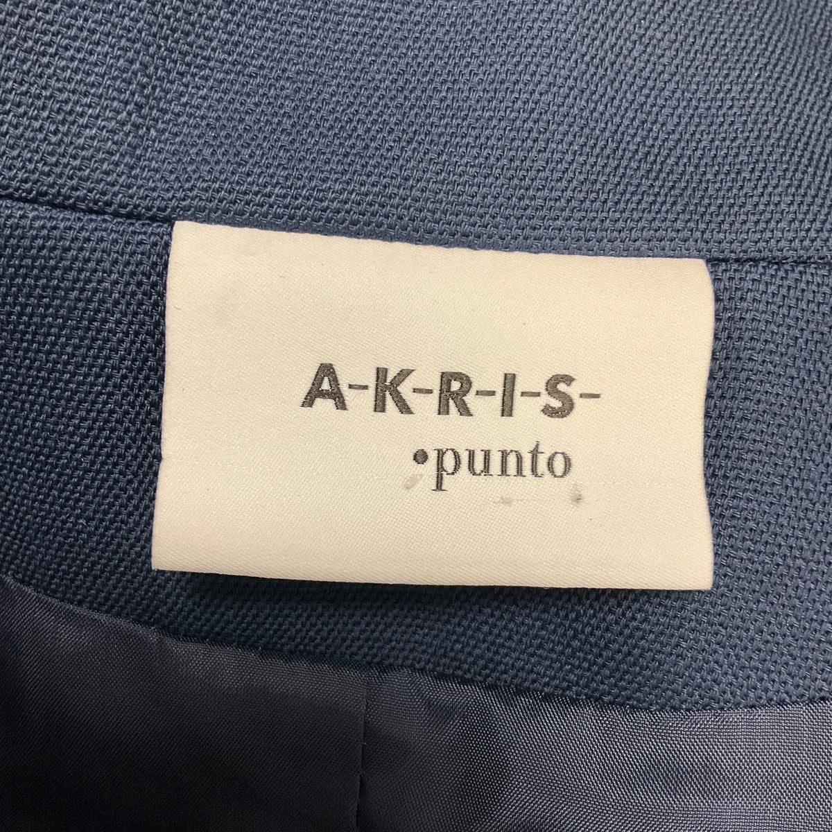 Akris Punto Navy Blue Tailored Button Front Wool Jacket