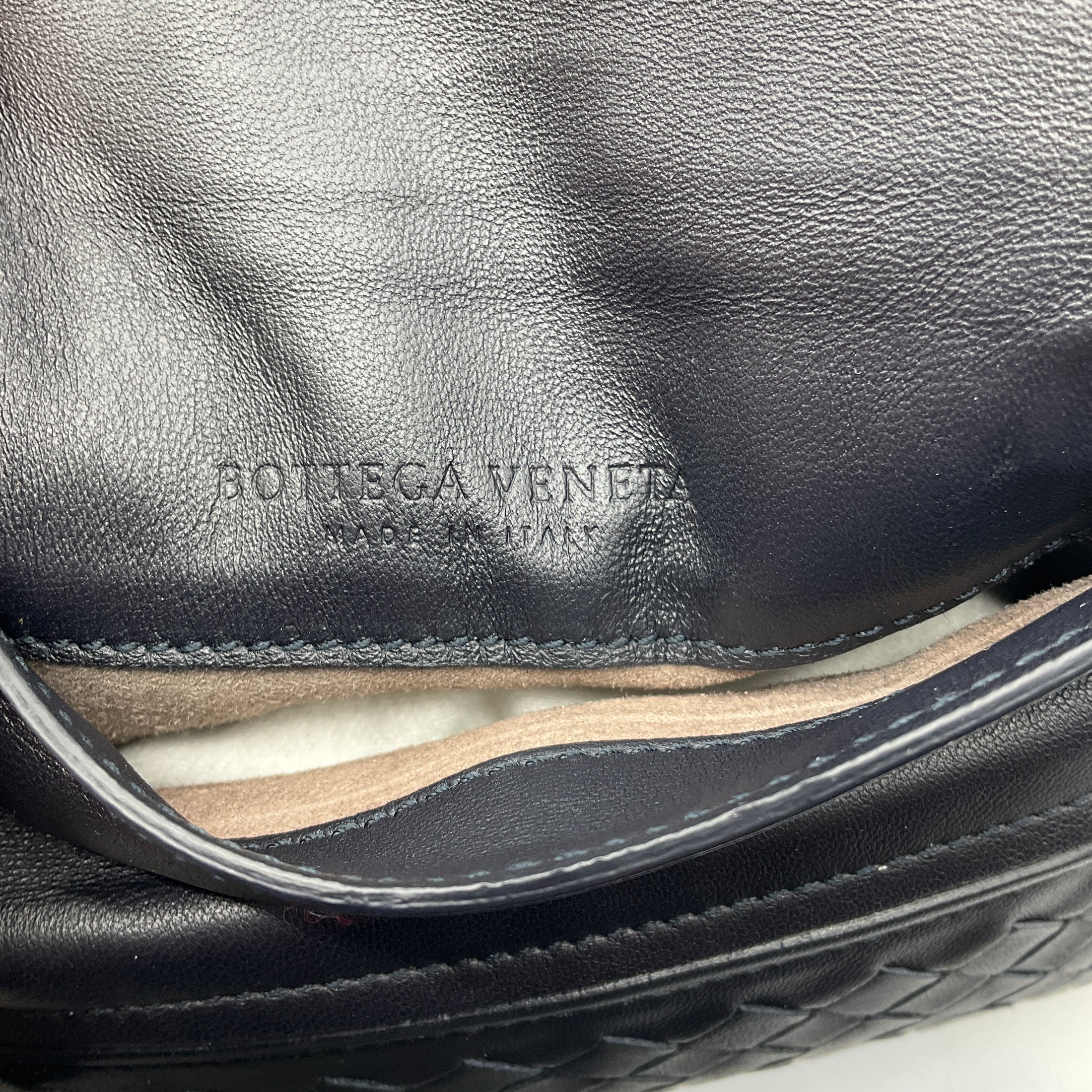 Bottega Veneta Black Snakeksin Trimmed Intrecciato Leather Crossbody Mini Bag