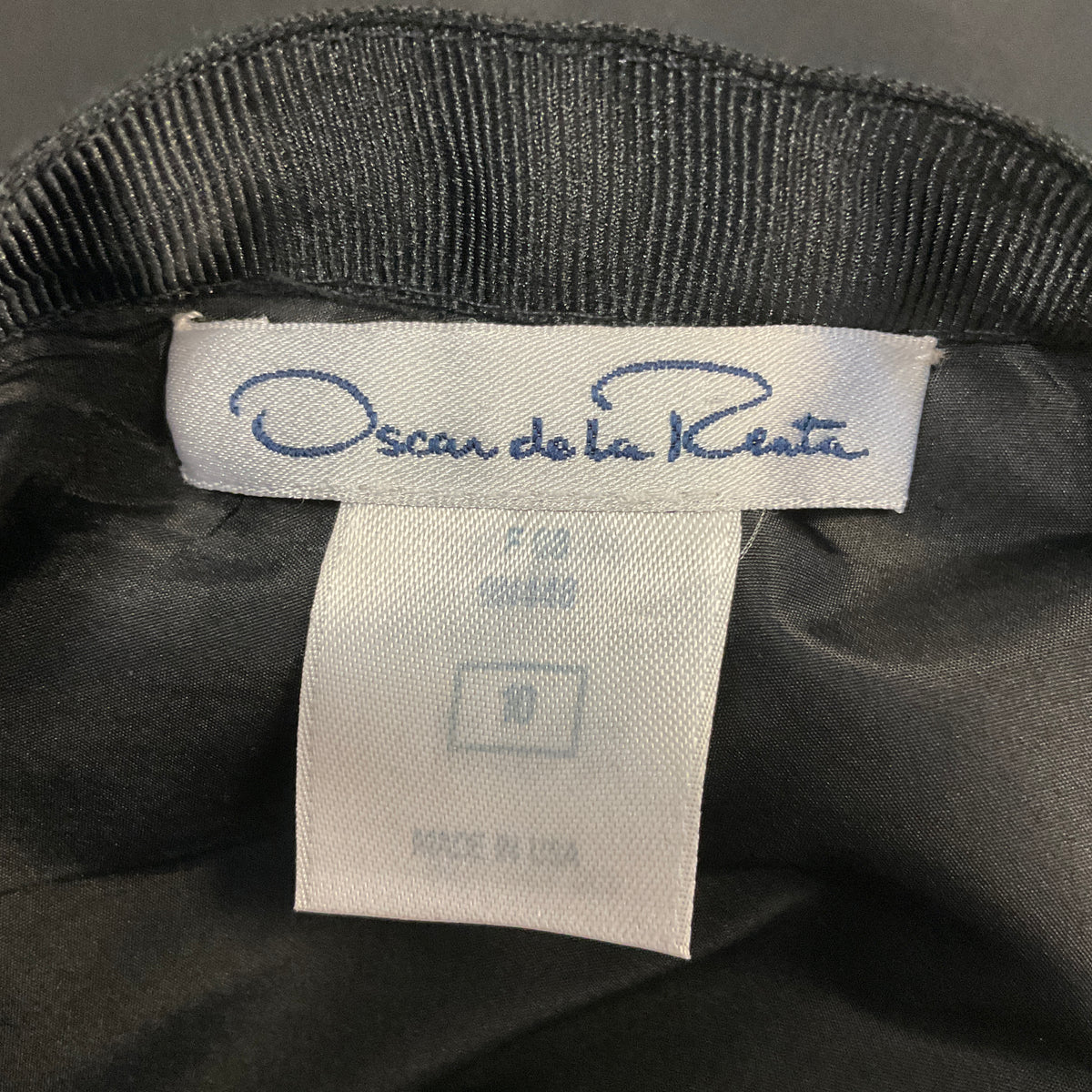 Oscar de la Renta Black Flared Silk Taffeta Skirt