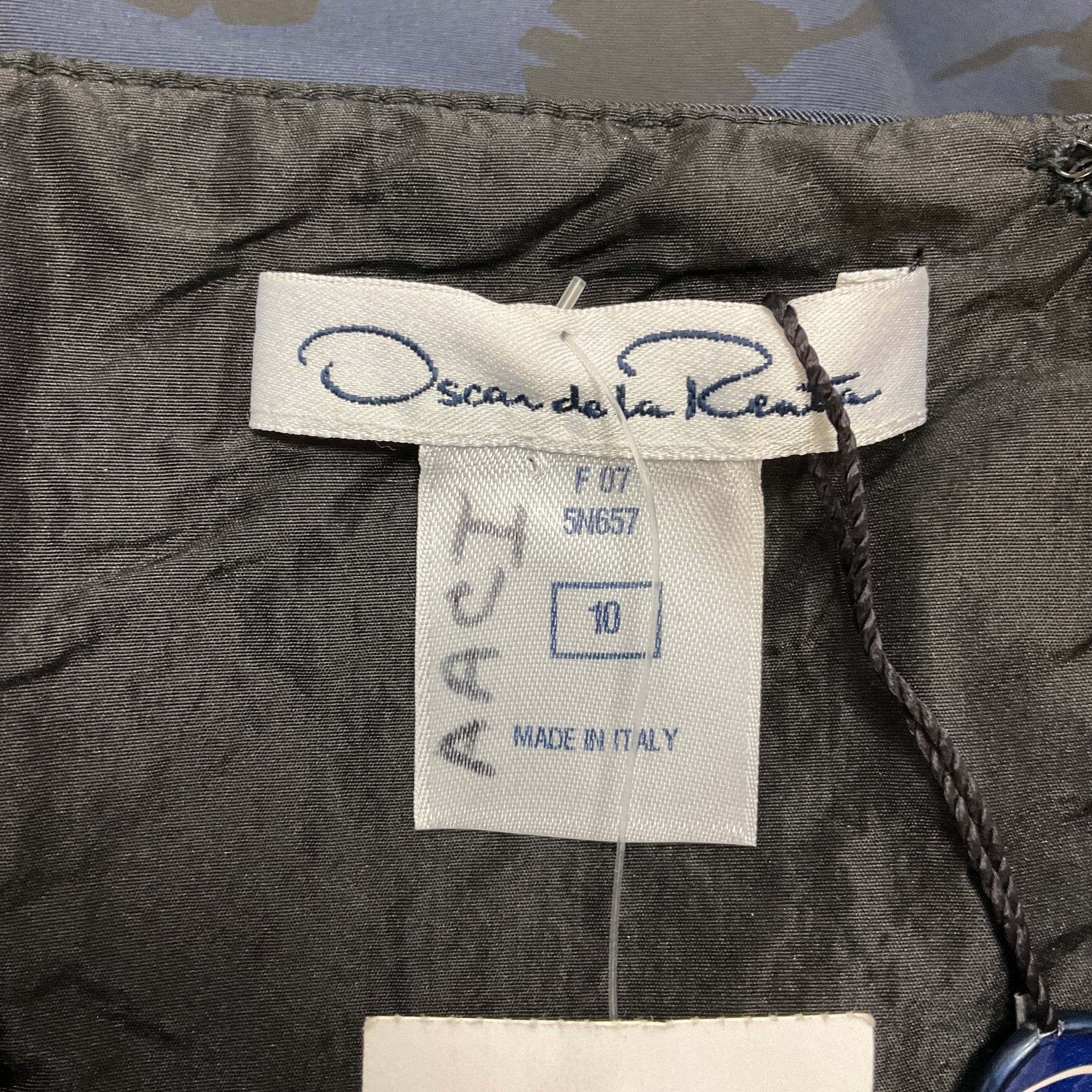 Oscar de la Renta Navy / Black Fall 2007 Silk Taffeta Cocktail Dress