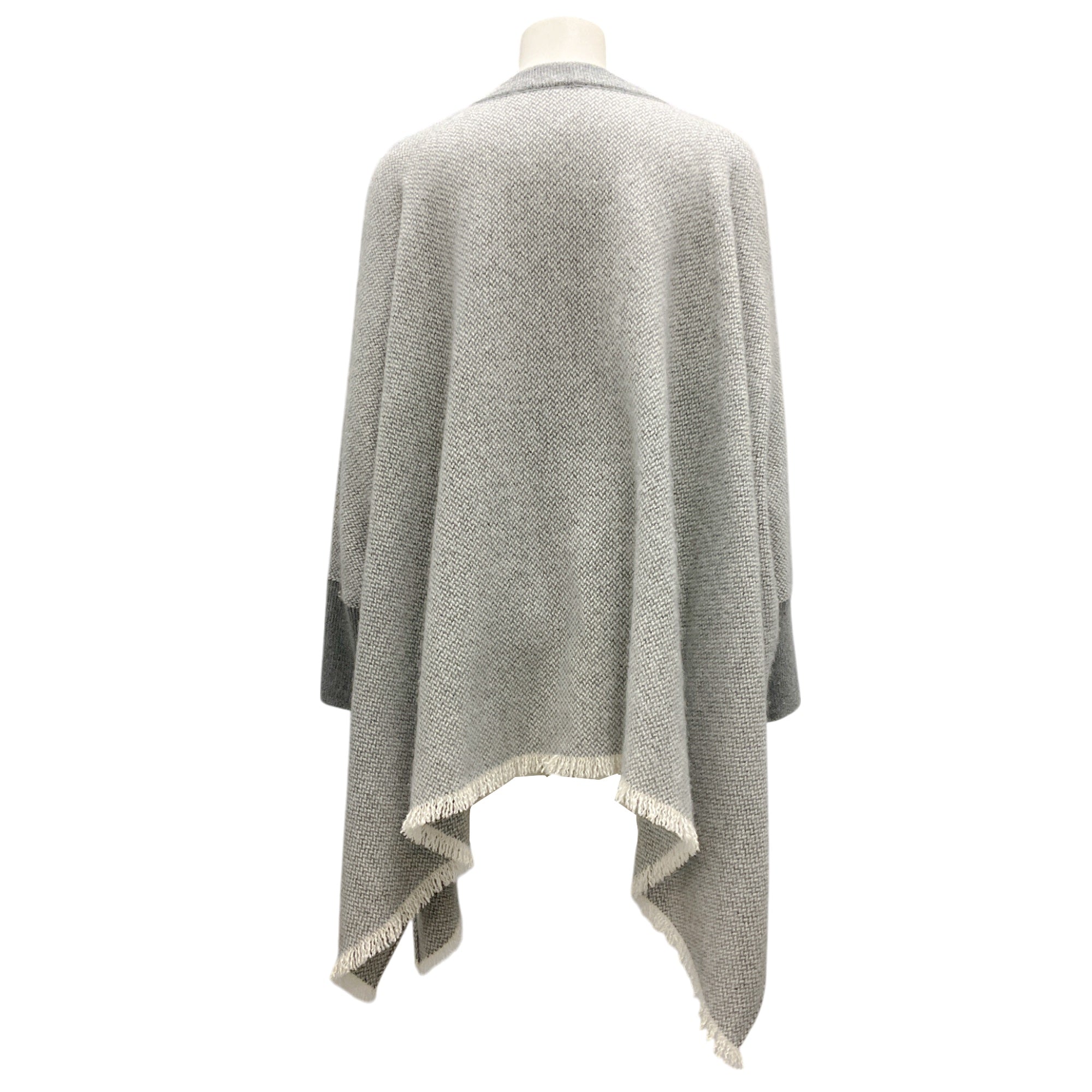 Agnona Grey / White Oversized Cashmere Knit Sweater