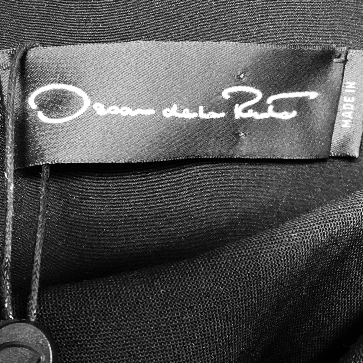 Oscar de la Renta Black Structured Wool Crepe Cocktail Dress with Velvet Ties