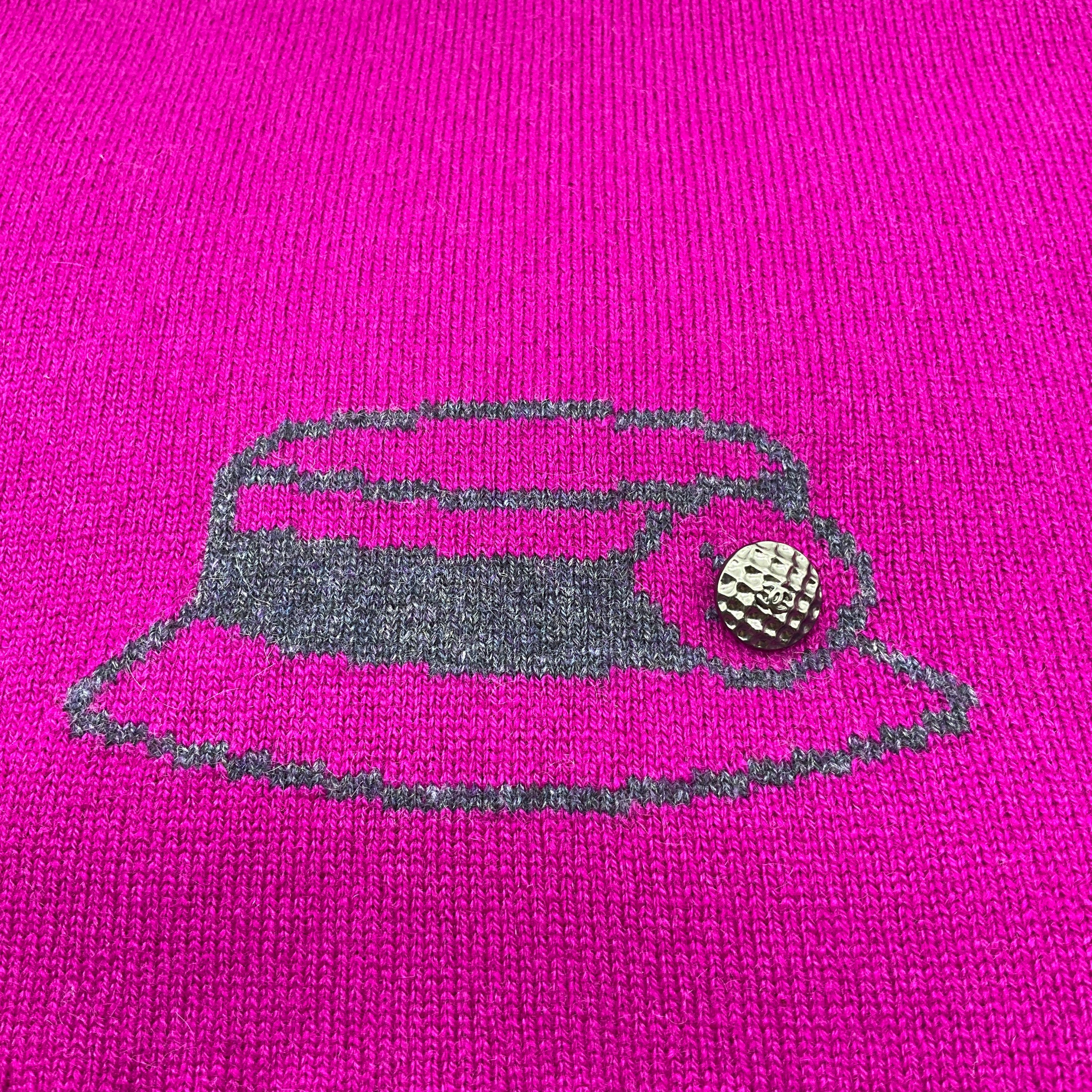 Chanel Magenta / Pink 2009 Fringed Cashmere Knit Scarf