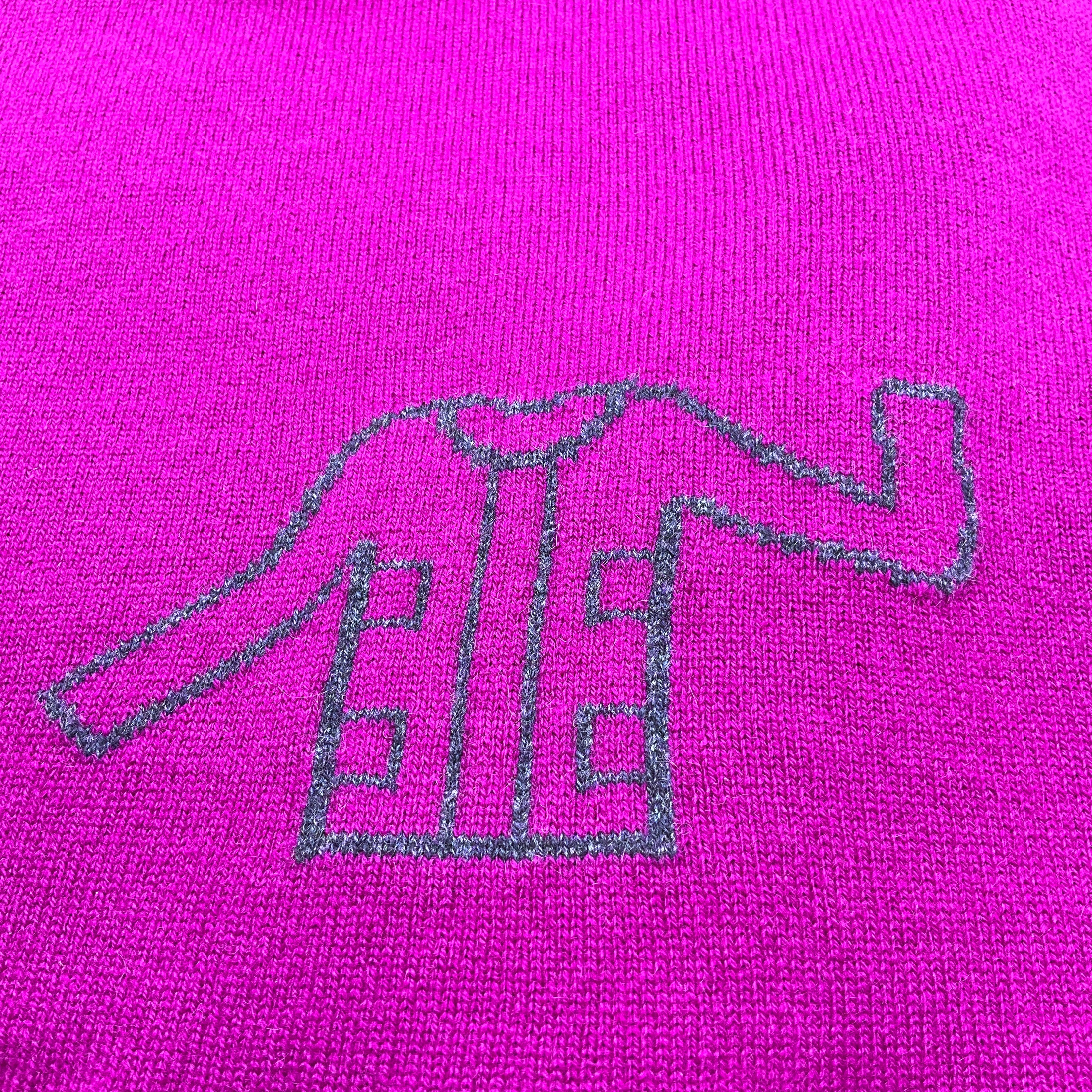 Chanel Magenta / Pink 2009 Fringed Cashmere Knit Scarf