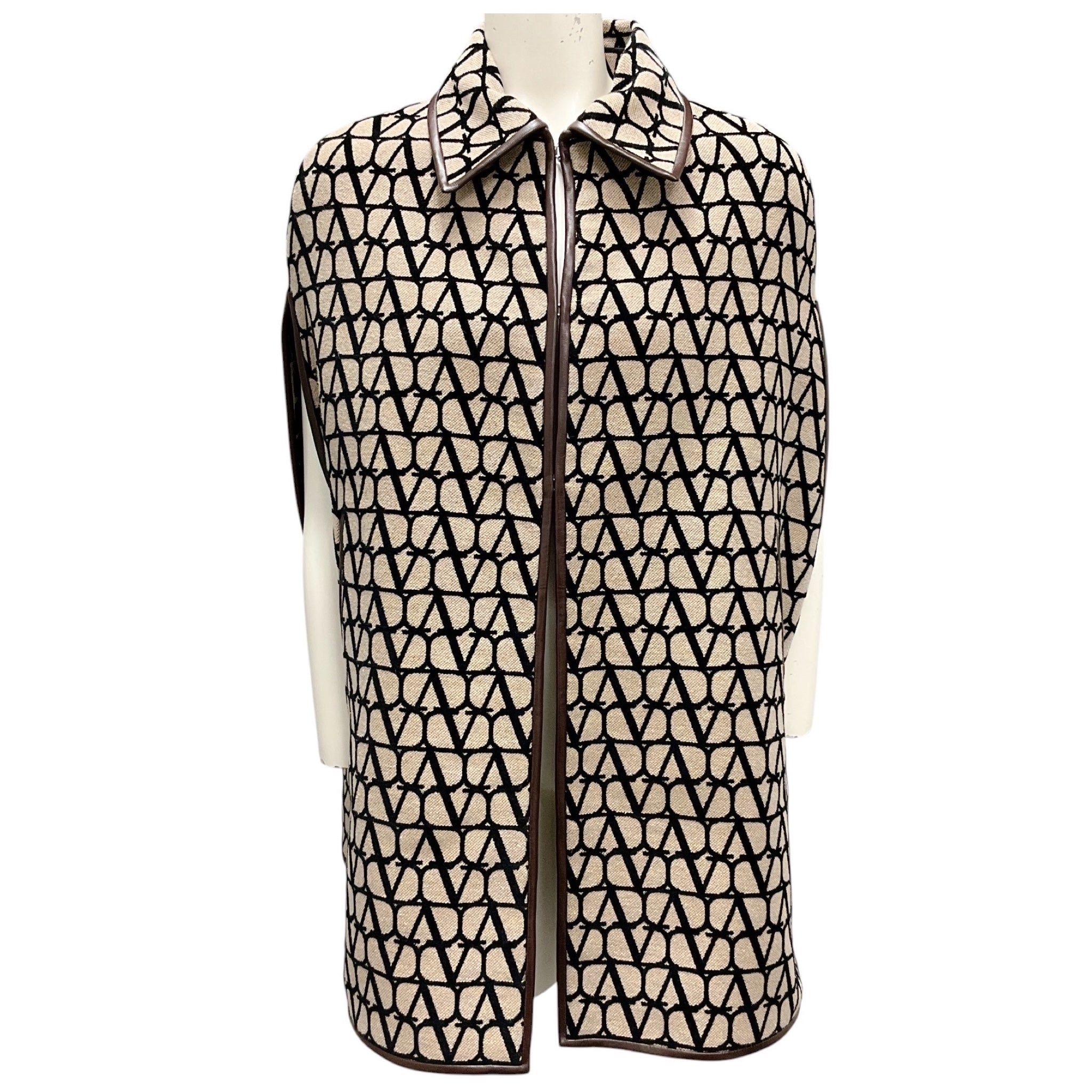Valentino Beige / Black Toile Iconographe Cape
