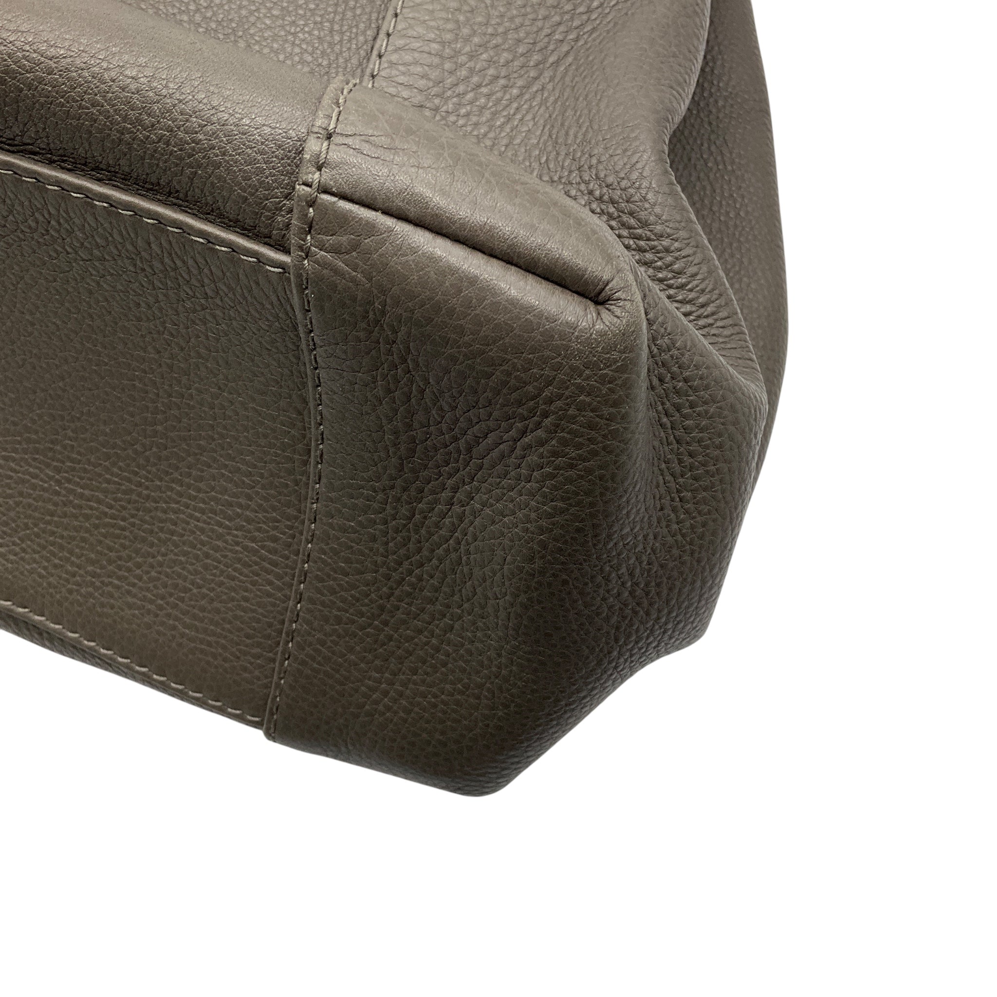 Gucci Taupe Grey Grained Leather Hobo Shoulder Bag