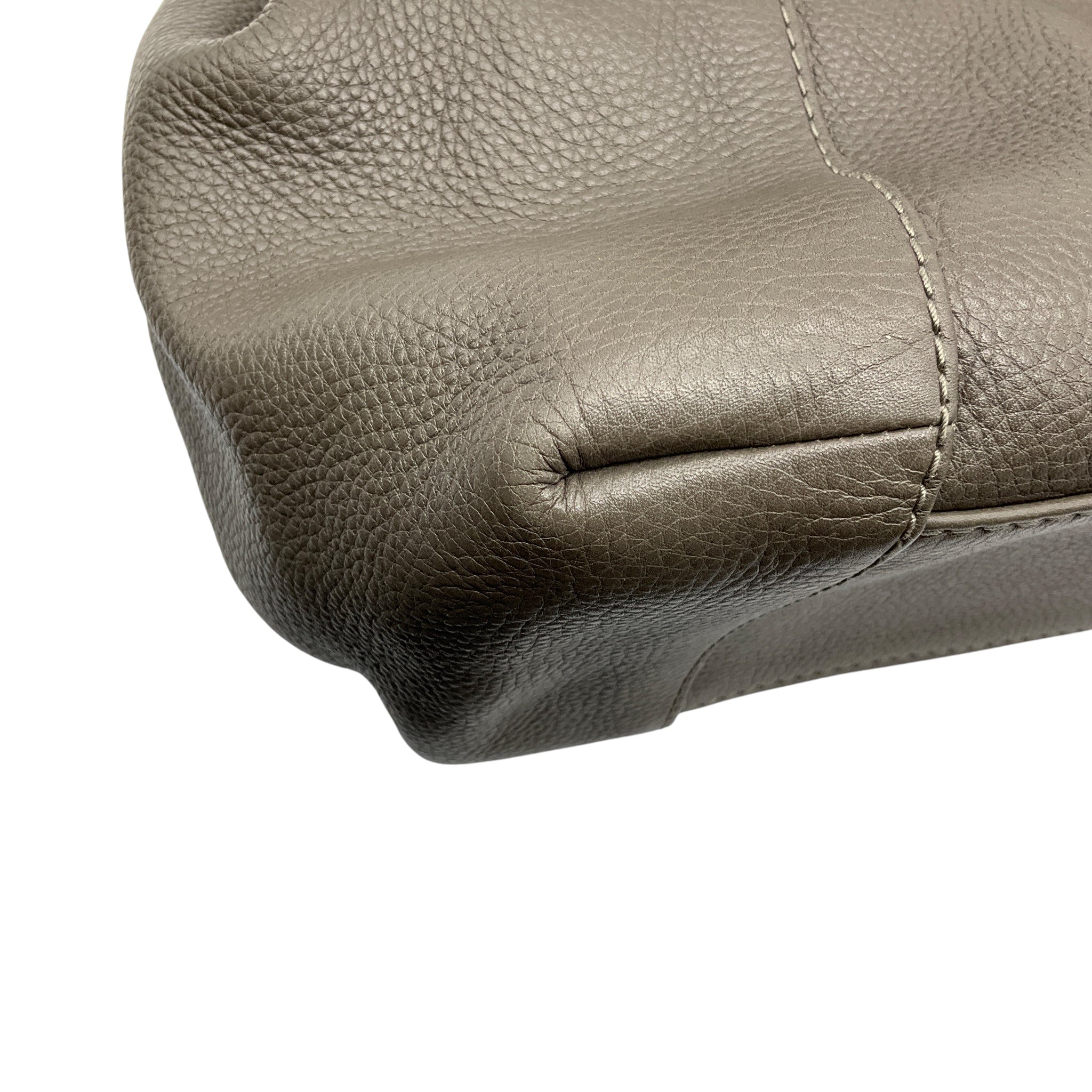 Gucci Taupe Grey Grained Leather Hobo Shoulder Bag