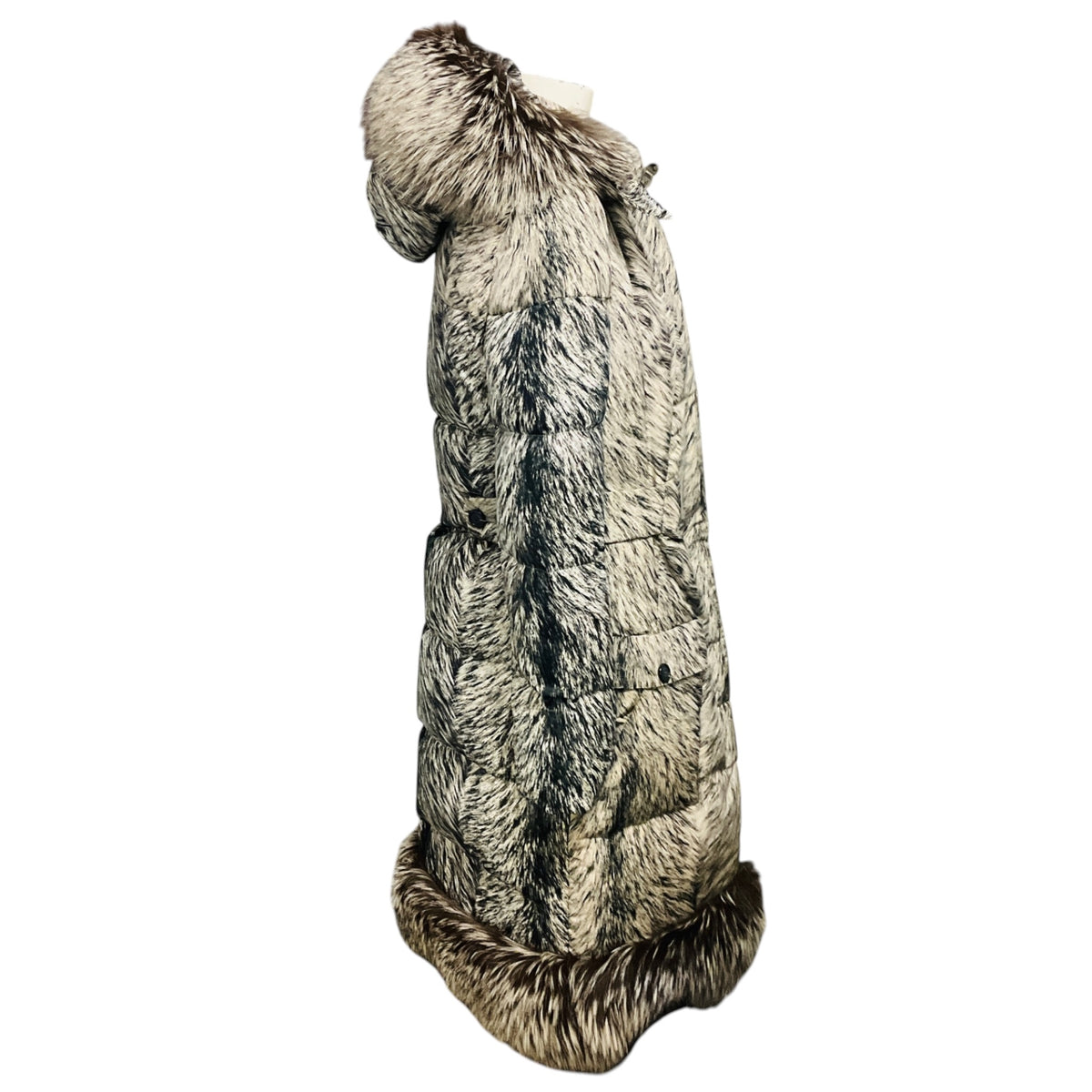 Oscar de la Renta Ivory / Black Printed Silk Puffer Coat with Fox Fur Trim