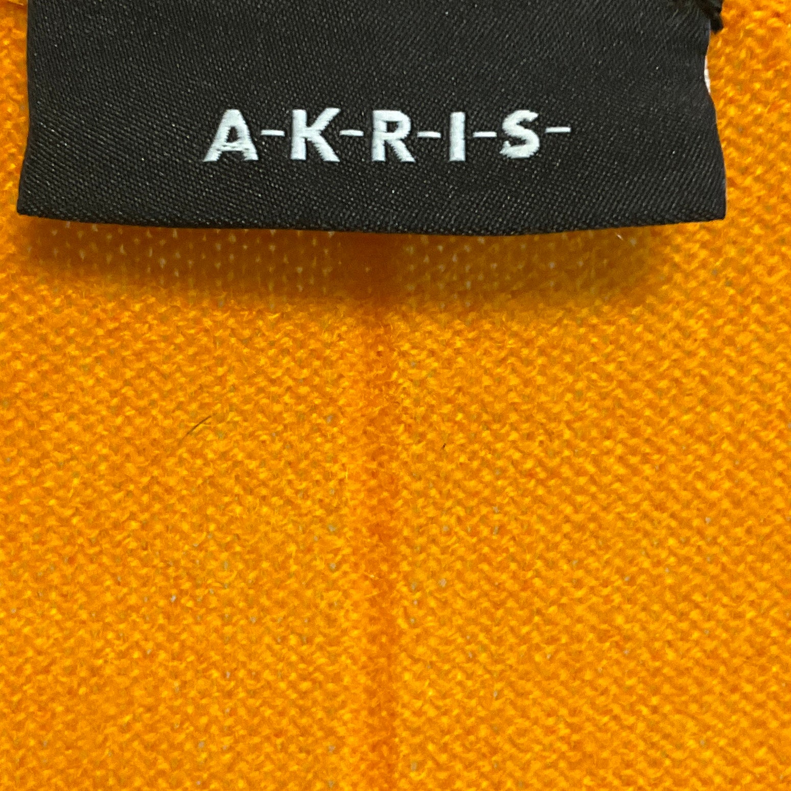 Akris Orange Long Sleeved V-Neck Cashmere Knit Sweater
