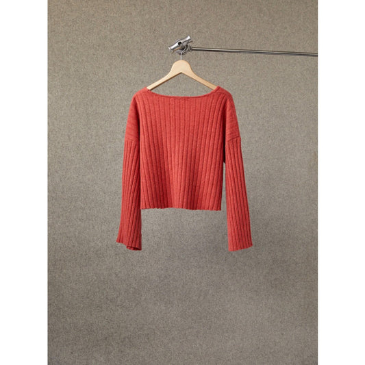 Annis LILY PAPAYA CROPPED V-NECK RIBBED TOP