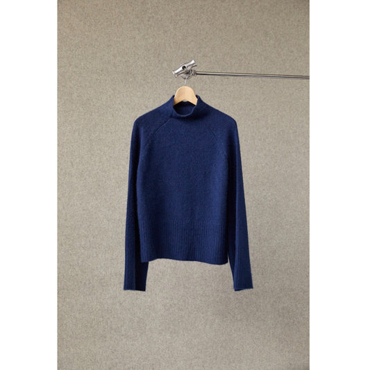 Annis JOSIE NAVY FUNNEL TURTLENECK TOP
