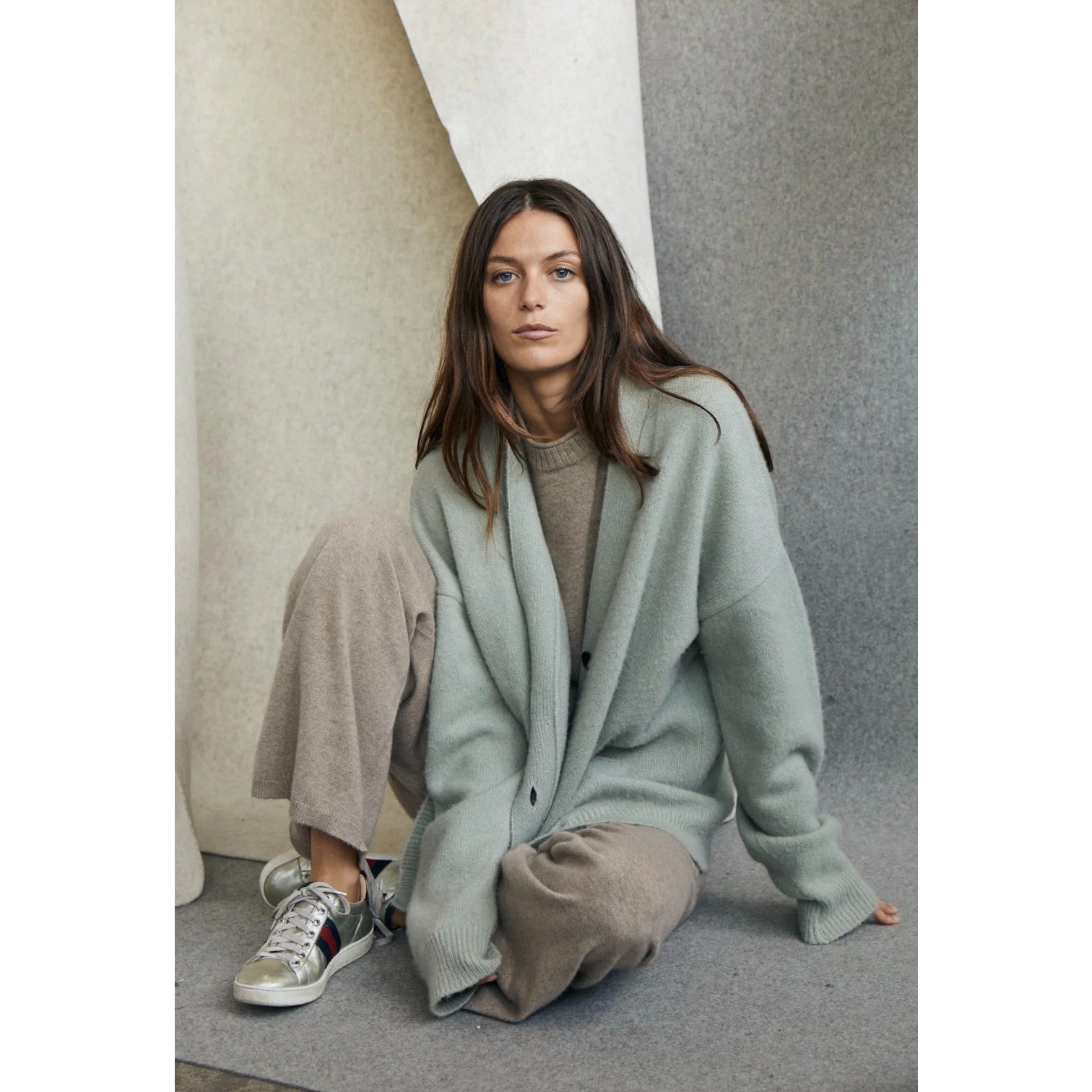Annis ROSIE WHITE TEA BOXY CARDIGAN
