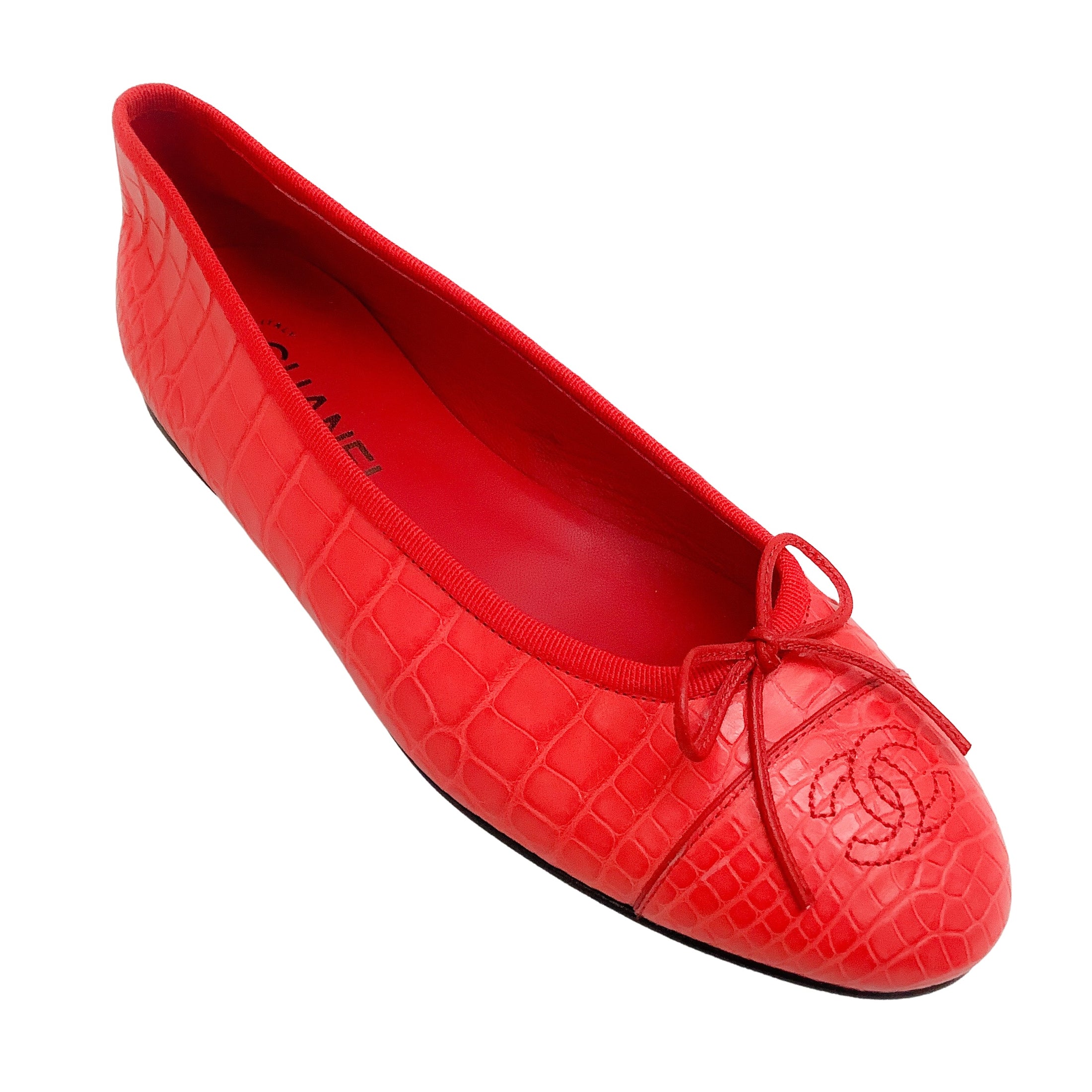 Chanel Coral Crocodile Leather Ballet Flats