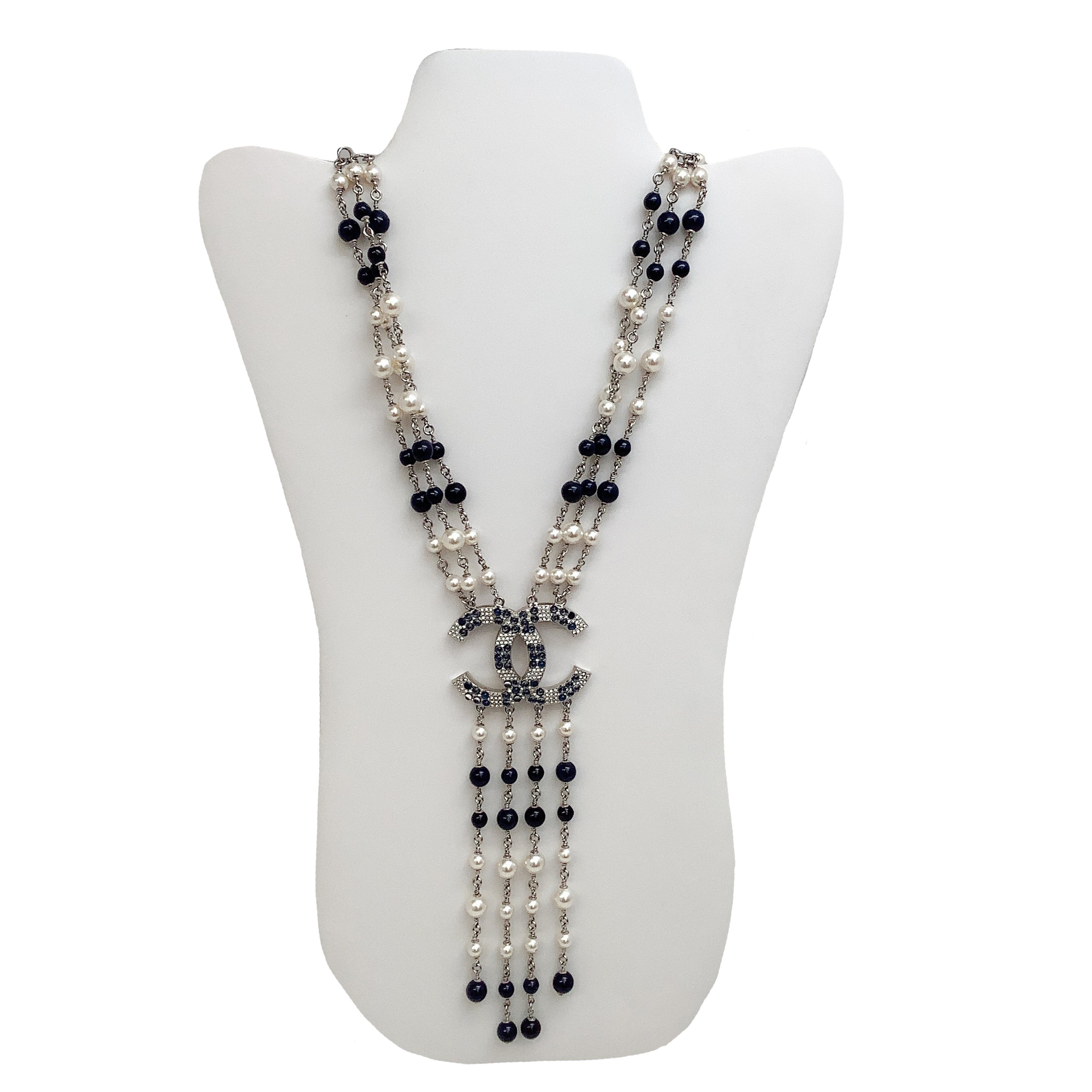 Chanel Pearl And Navy Crystals 2019 Necklace