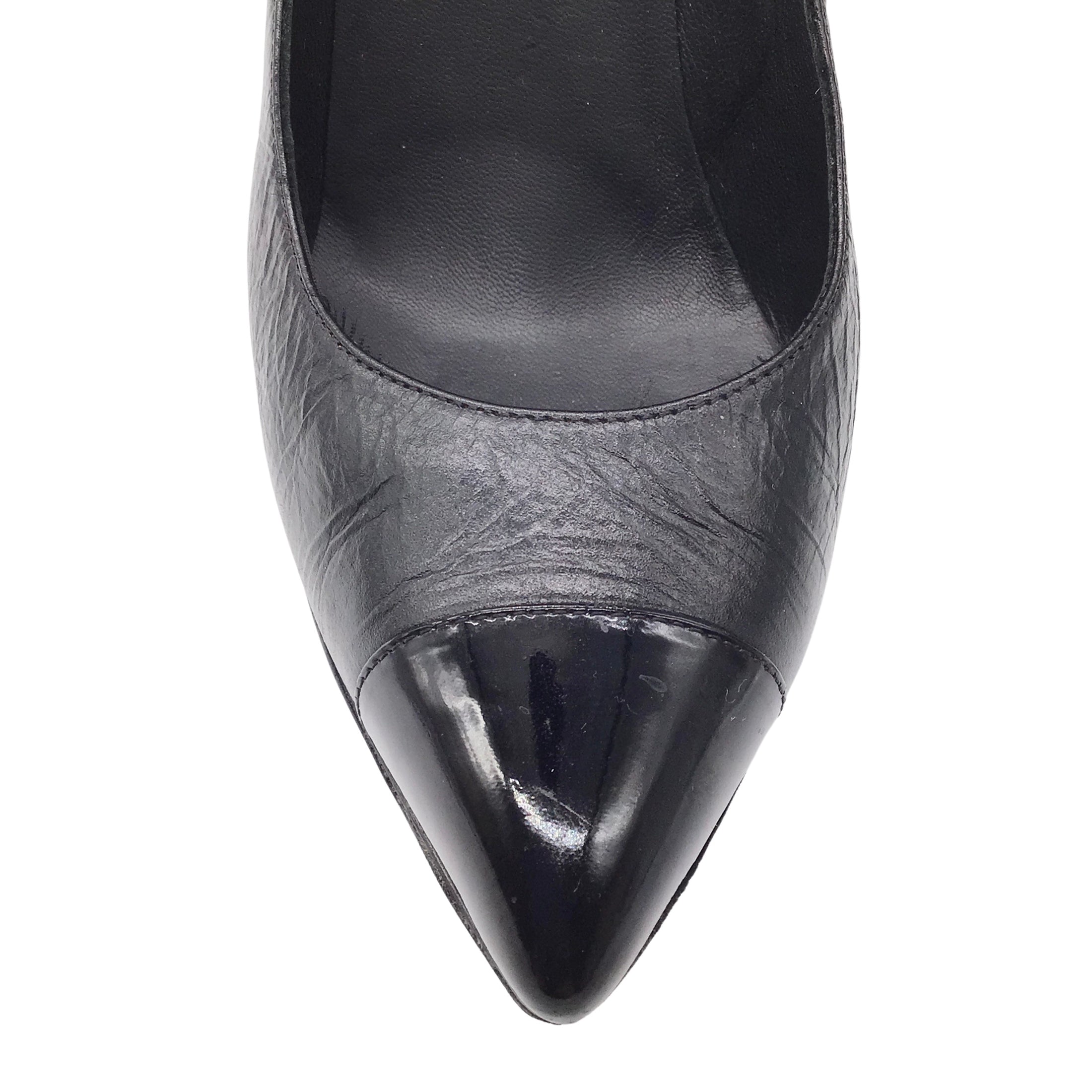 Chanel Black Pointed Toe Knot Heeled Leather Pumps