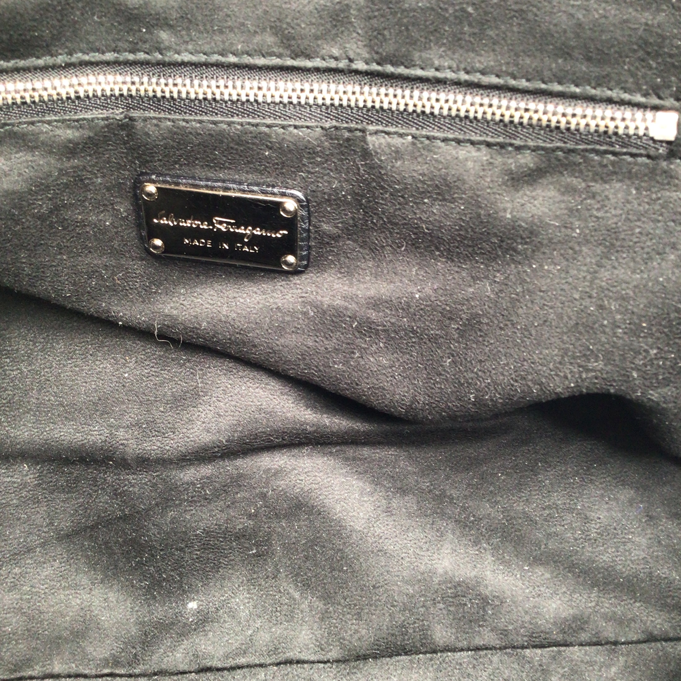 Salvatore Ferragamo Verve Medium Zip Black Leather Tote