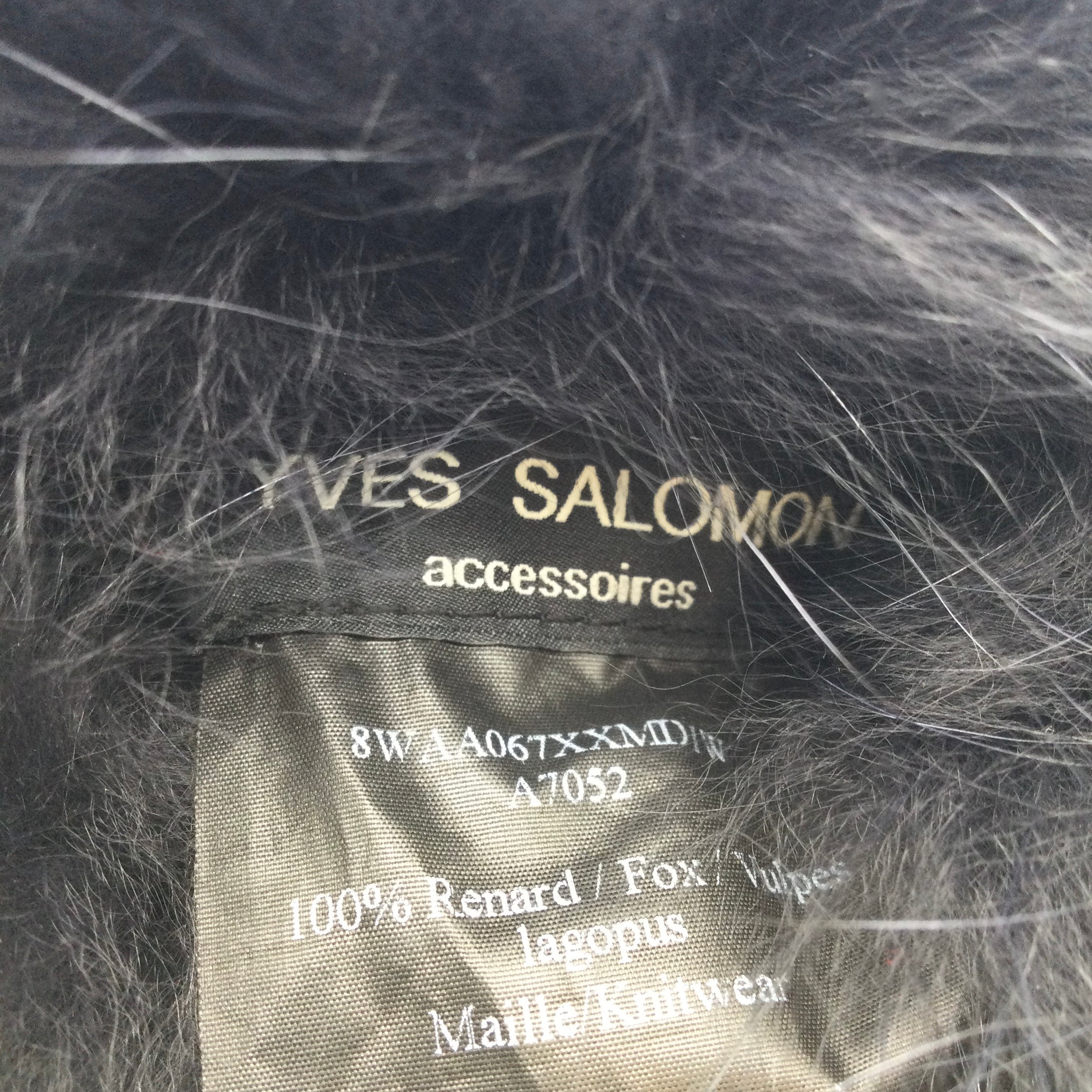Yves Salomon Navy Blue Wool & Cashmere Gloves With Fox Fur Trim