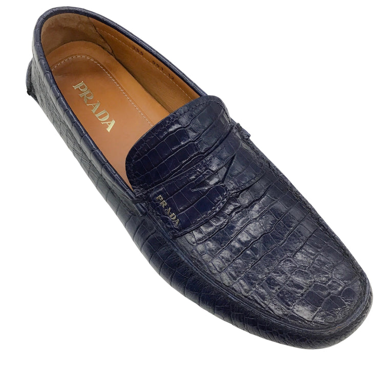 dichters vaccinatie Bij zonsopgang Prada Men's Navy Blue Crocodile Leather Driving Loafers – Roundabout Resale  Couture