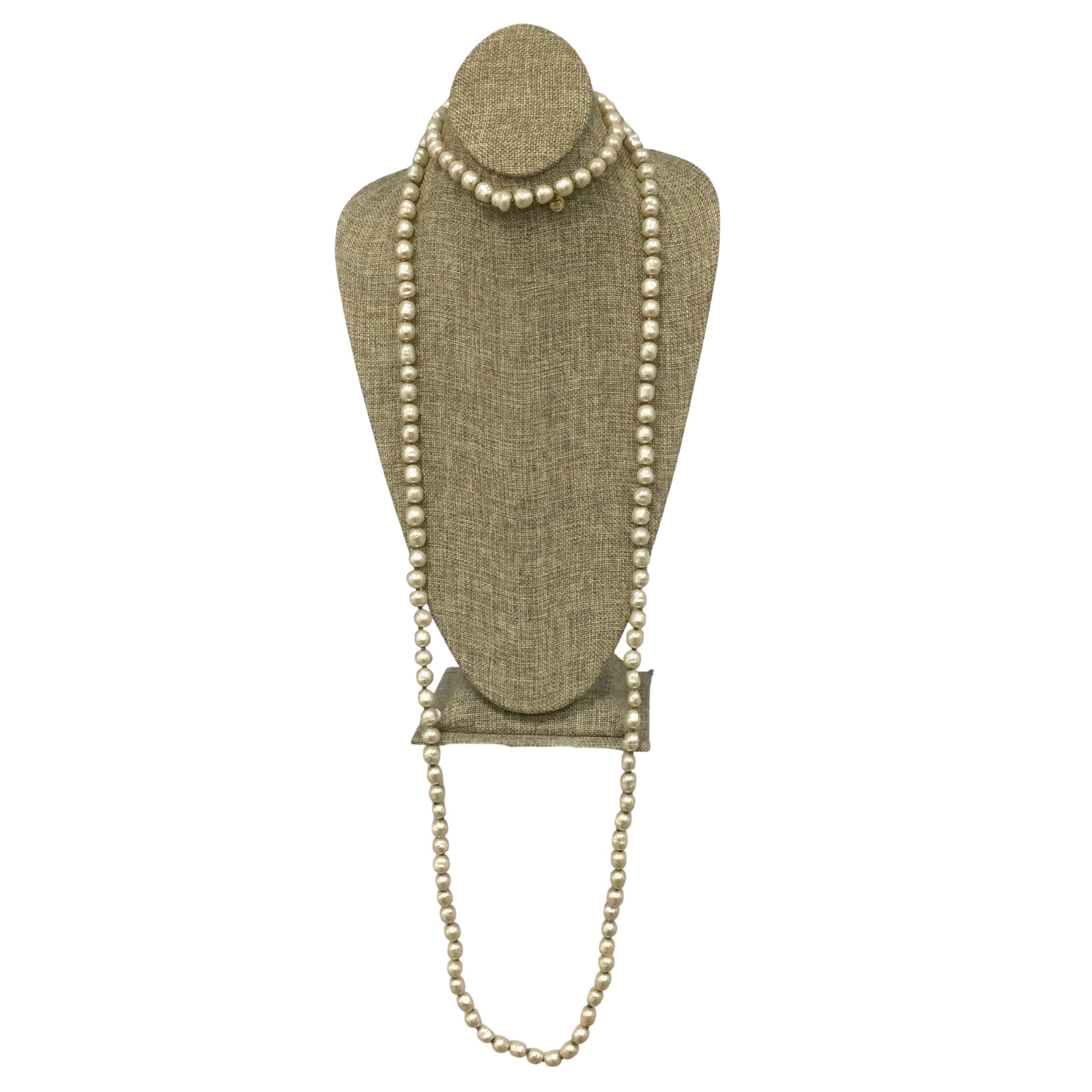 Chanel Cream Vintage 1981 Classic Extra Long Chunky Pearl Necklace
